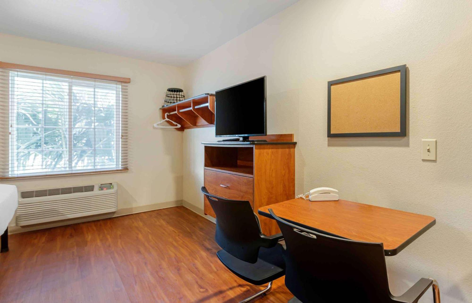 Extended Stay America Select Suites - Fort Lauderdale - Airport - West Davie Exteriör bild